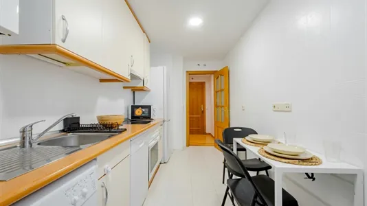 Rooms in Madrid Chamberí - photo 6