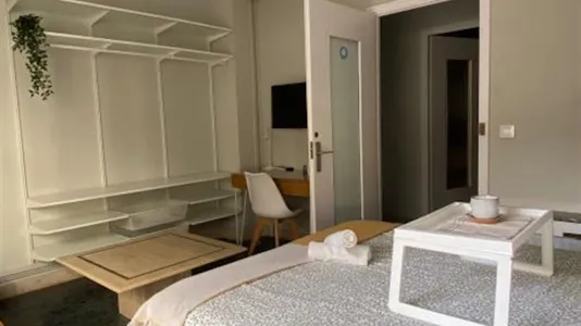 Rooms in Valencia Ciutat Vella - photo 9