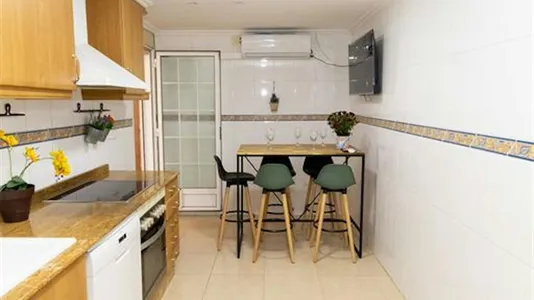 Rooms in Valencia Algirós - photo 8