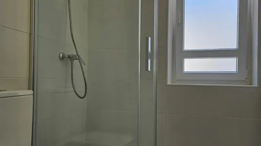 Rooms in Zaragoza - photo 9