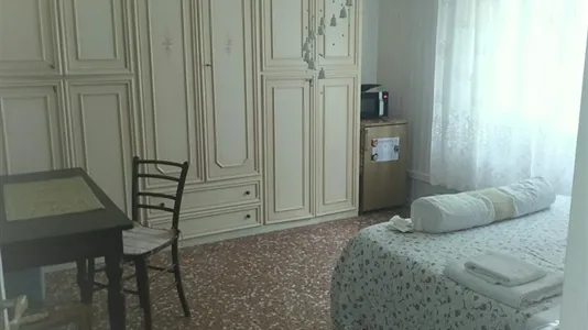Rooms in Pisa - photo 4