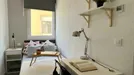 Room for rent, Madrid Latina, Madrid, Calle de Pradales