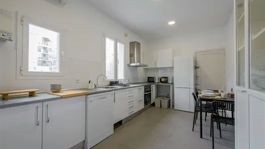 Rooms in Madrid Salamanca - photo 10