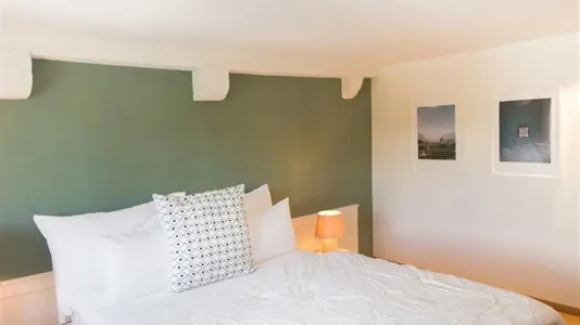 Apartments in Zürich District 1 - Altstadt - photo 7