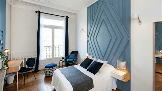 Rooms in Paris 17ème arrondissement - photo 1