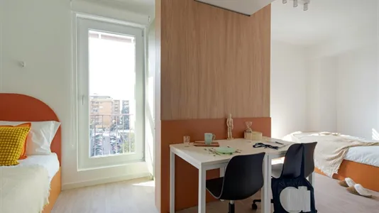 Rooms in Florence - photo 9