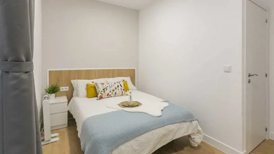 Rooms in Madrid Moncloa-Aravaca - photo 1