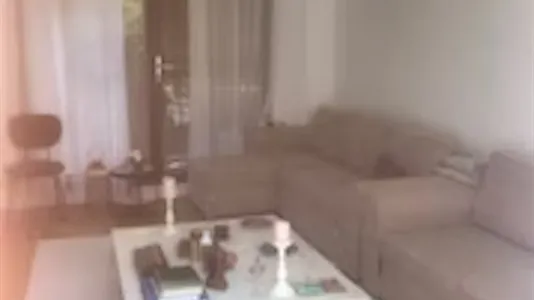 Rooms in Saint-Denis - photo 4