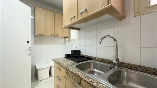 Rooms in Barcelona Eixample - photo 7