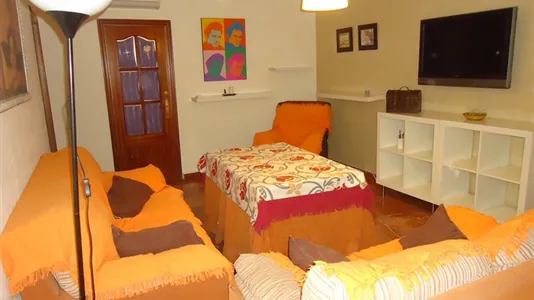 Rooms in Córdoba - photo 5
