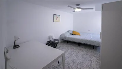 Room for rent in el Camí de Vera, Comunidad Valenciana