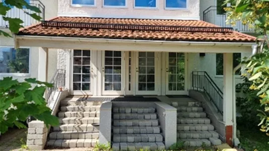 Houses in Sollentuna - photo 1