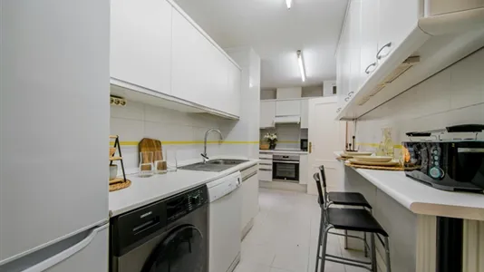 Rooms in Pozuelo de Alarcón - photo 9