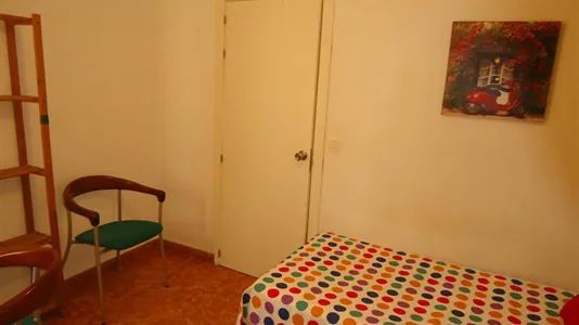 Rooms in Córdoba - photo 4