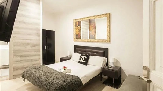 Apartments in Madrid Centro - photo 1