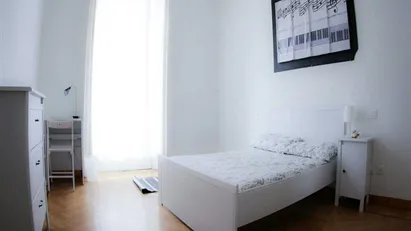 Room for rent in Milano Zona 1 - Centro storico, Milan