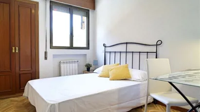 Room for rent in Madrid Fuencarral-El Pardo, Madrid