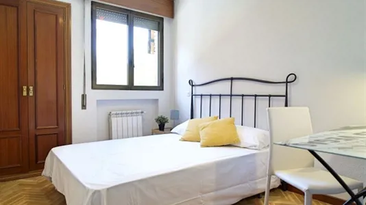 Rooms in Madrid Fuencarral-El Pardo - photo 1