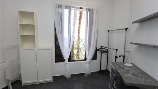 Rooms in Piraeus - photo 2