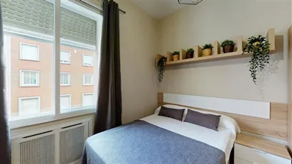 Room for rent in Madrid Moncloa-Aravaca, Madrid