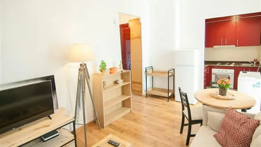 Apartments in L'Hospitalet de Llobregat - photo 2