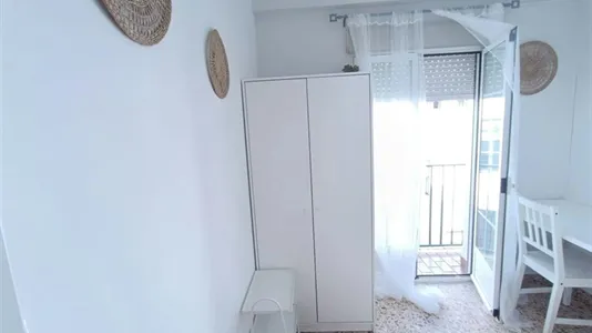 Rooms in Sevilla Casco Antiguo - photo 3
