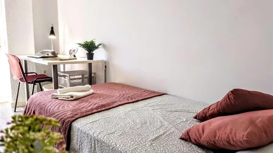 Rooms in Burjassot - photo 4