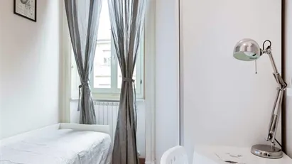 Room for rent in Milano Zona 1 - Centro storico, Milan