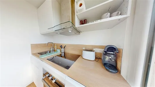 Apartments in Lyon - photo 8