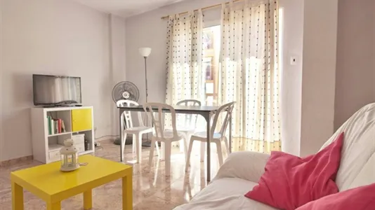 Rooms in el Camí de Vera - photo 9