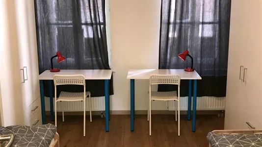 Rooms in Praha 6 - photo 1
