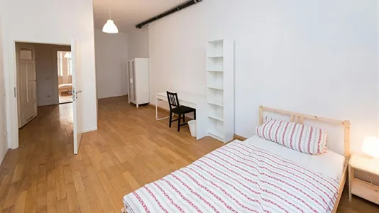 Rooms in Location is not specified - photo 2