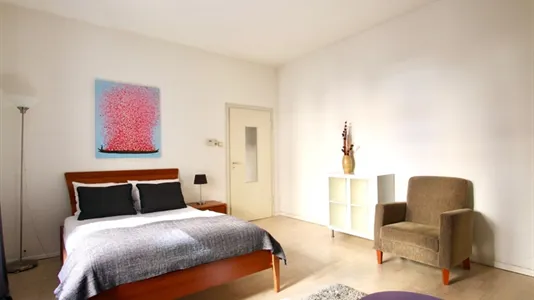 Apartments in Cologne Innenstadt - photo 4