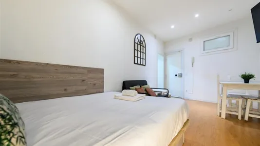 Apartments in Madrid Centro - photo 7