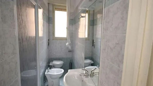 Rooms in Milano Zona 2 - Stazione Centrale, Gorla, Turro, Greco, Crescenzago - photo 8