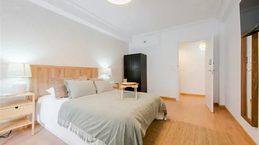 Rooms in Madrid Chamberí - photo 3