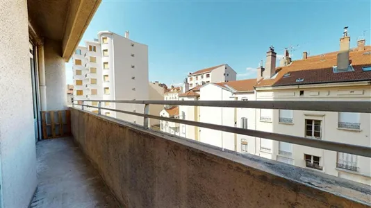 Apartments in Saint-Étienne - photo 3