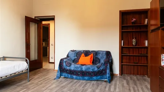 Apartments in Milano Zona 5 - Vigentino, Chiaravalle, Gratosoglio - photo 2