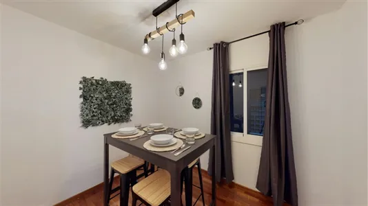 Rooms in Barcelona Eixample - photo 8