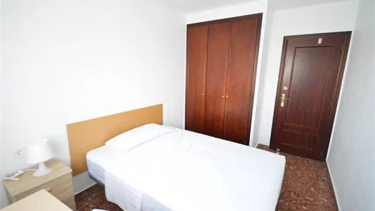 Rooms in Valencia Algirós - photo 7