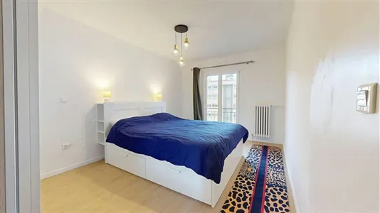 Rooms in Saint-Julien-en-Genevois - photo 2