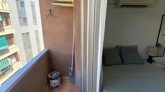 Rooms in Manises - photo 3