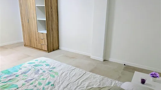 Rooms in Burjassot - photo 3