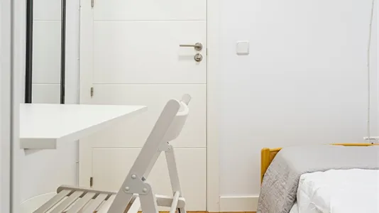 Rooms in Guadalajara - photo 6