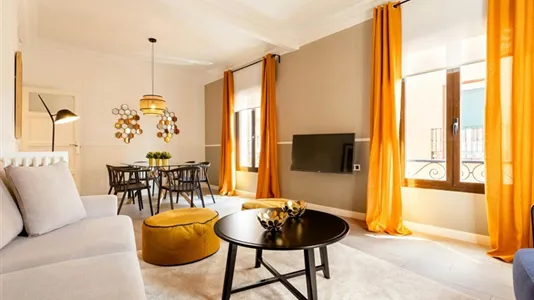 Apartments in Madrid Centro - photo 2