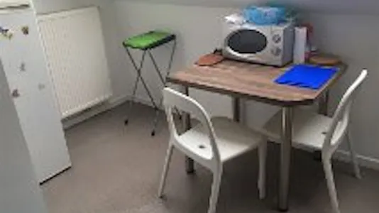 Rooms in Brussels Anderlecht - photo 8