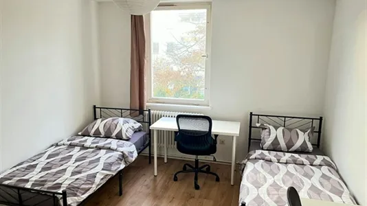 Rooms in Berlin Tempelhof-Schöneberg - photo 2