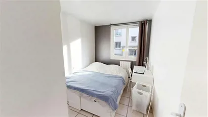 Room for rent in Grenoble, Auvergne-Rhône-Alpes