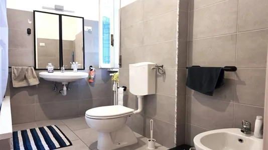 Rooms in Roma Municipio II – Parioli/Nomentano - photo 9