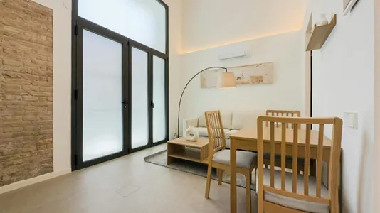 Apartments in Barcelona Sants-Montjuïc - photo 1